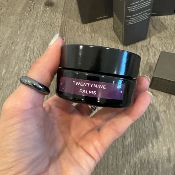 TWENTY NINE PALMS 9 PIECE SET - (No Serum/Clay Mask) - $490 MSRP - - Picture 9 of 10